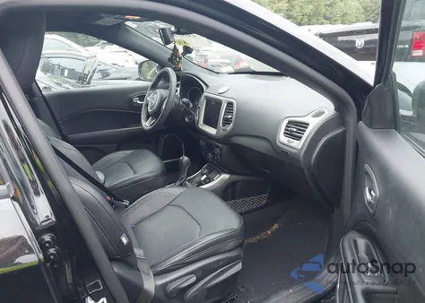 2021 Jeep Compass 80Th Anniversary 4X4 from USA, damaged, VIN 3C4NJDEB9MT570415